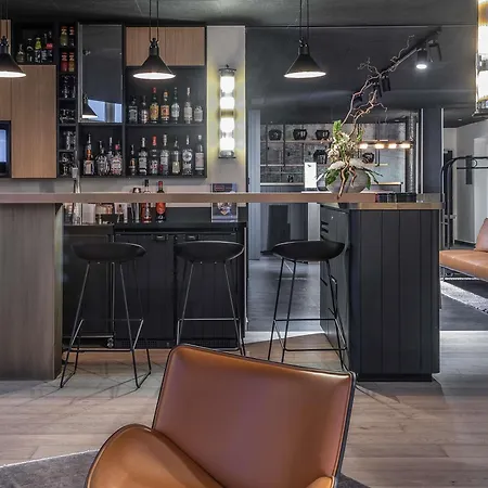 Mercure St Malo Front De 4*