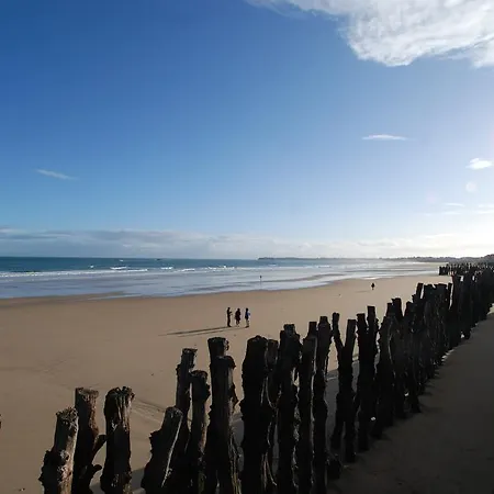 Mercure St Malo Front De Hotel