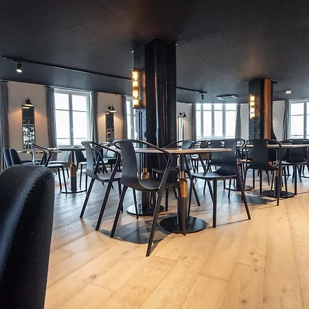 Mercure St Malo Front De 4*